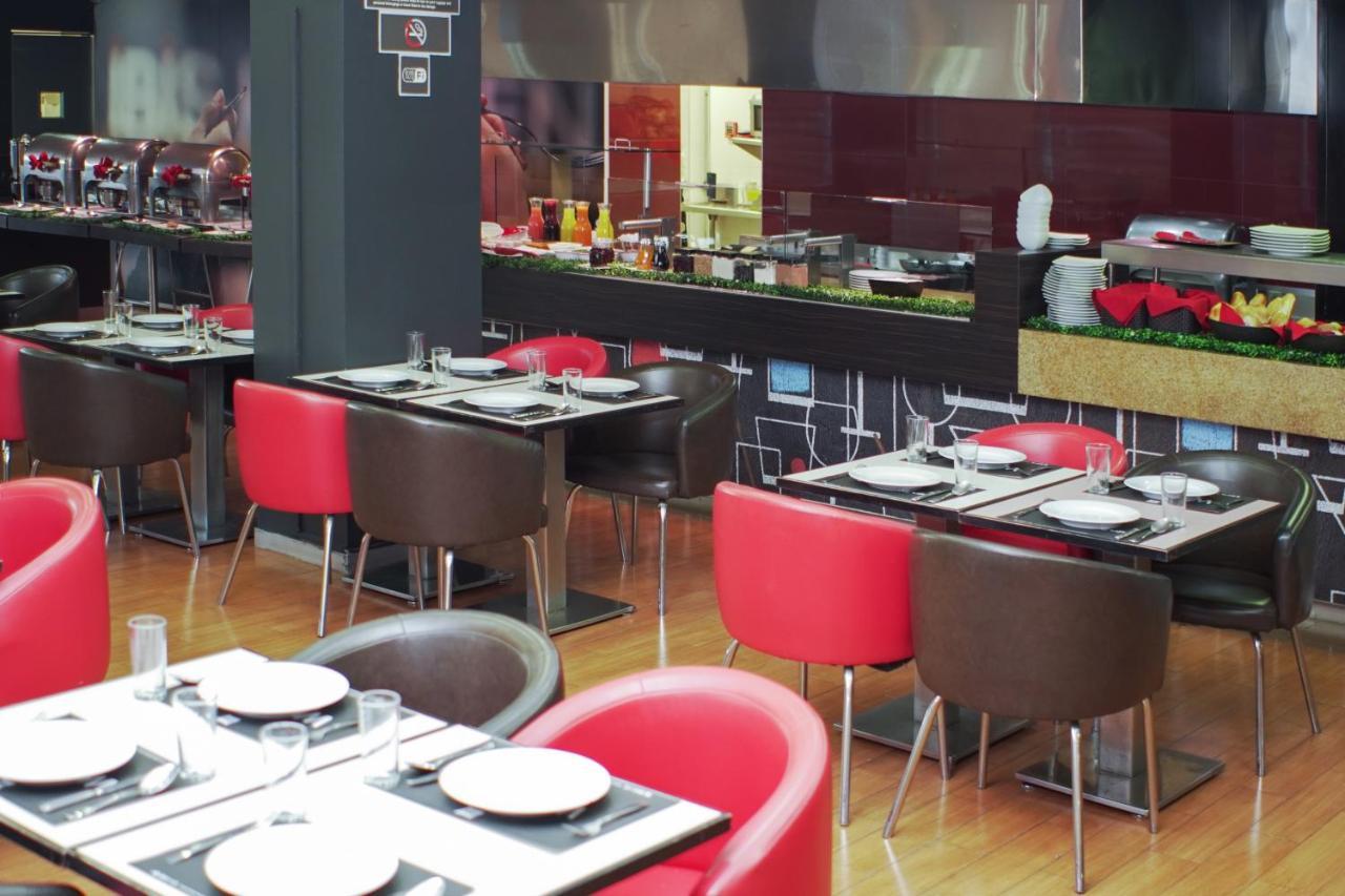 Ibis Hermosillo Buitenkant foto